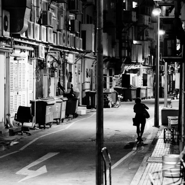 Home 16 Elderly Mom Threatens Son With Knife Over Gas At Costco