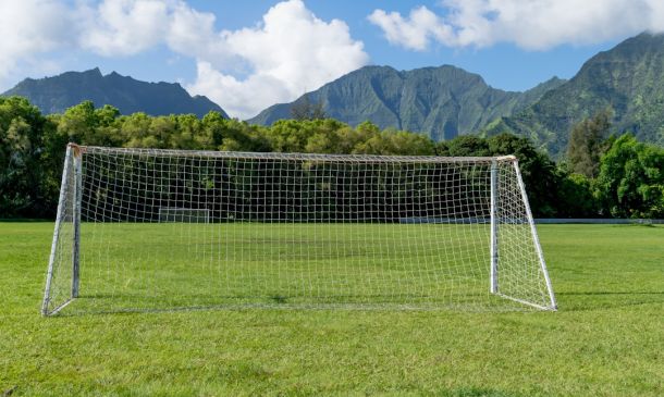 Football Showdown: NJ vs. FL High School Clash